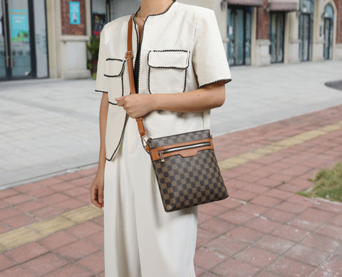 Image of Women's 3 Pc Satchel Crossbody Handbag Leather W/Wristlet Black White
